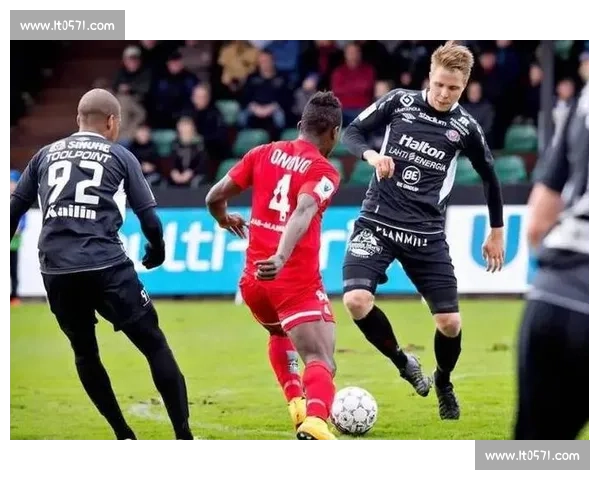 骑士对决火箭全场激战攻防博弈展现东西部实力碰撞精彩悬念焦点之战